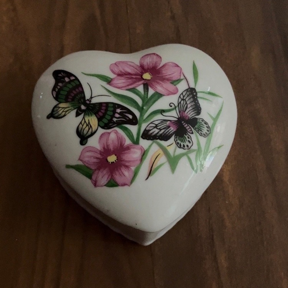 Heart-Shaped Trinket Box with Floral and Butterfly Design